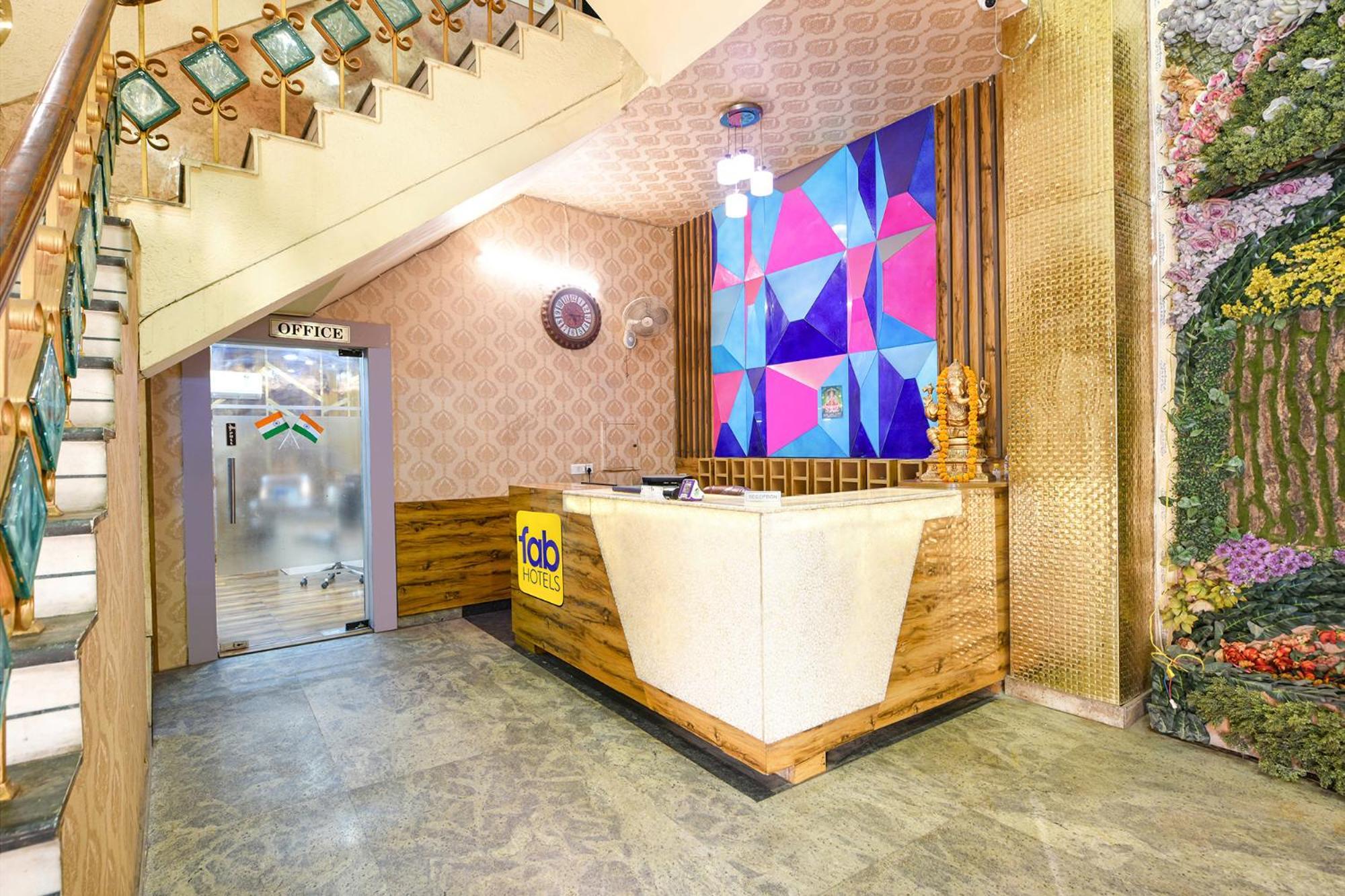 Fabhotel West View Ghaziabad Eksteriør bilde
